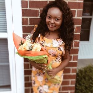 Yellow floral dress🌸